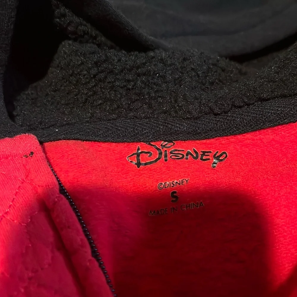 💰BOGO FREE Disney Red & Black Quilted Full zip Hooded Jacket